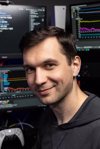 Илья Савельев